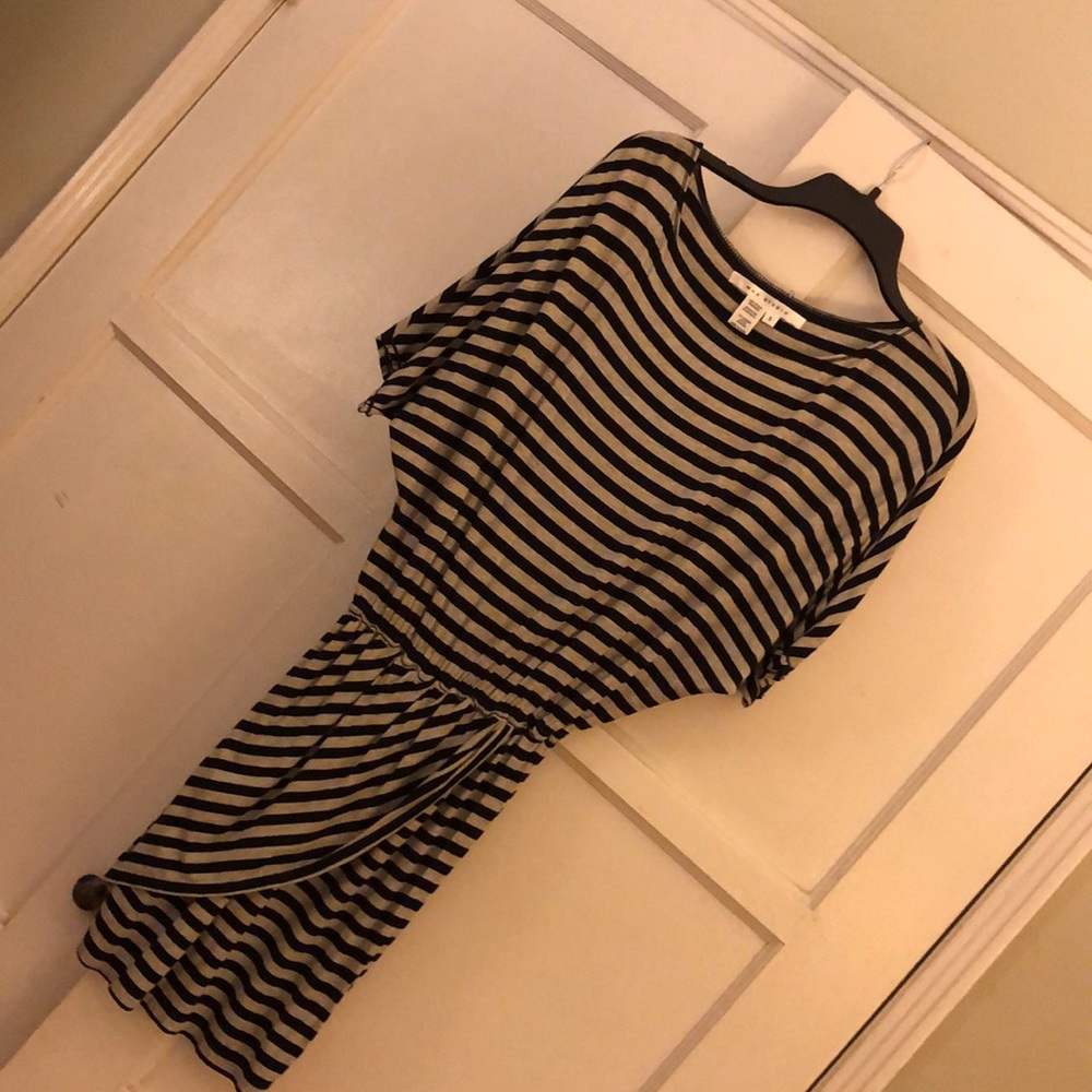 Max Studio Dolman Sleeve Dress S